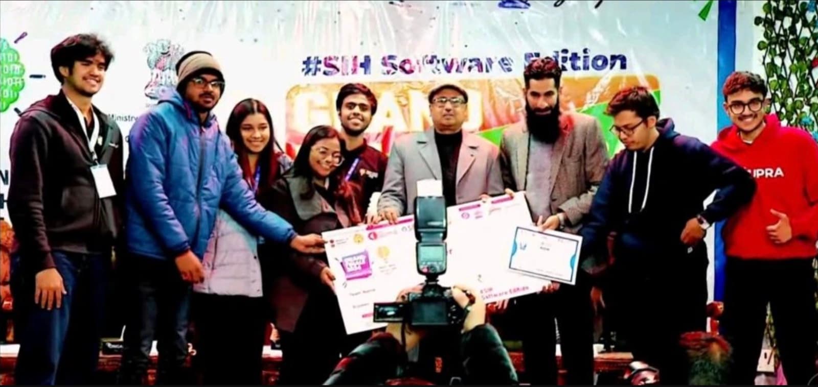 The LAN Lords team receiving their Smart India Hackathon 2024 award